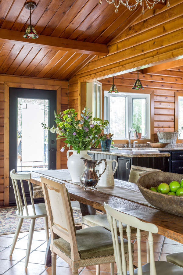 The Curse Of Orange Knotty Pine Walls