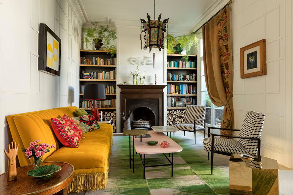 Another eclectic apartment by Pepe Leal