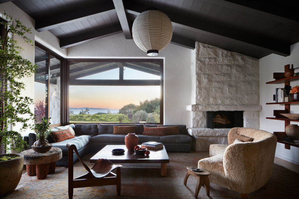 A 50s ranch house faces a beautiful future