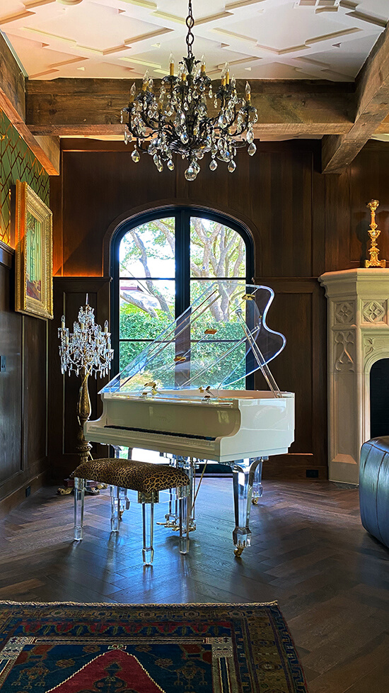 Hollywood glam in a Texas home