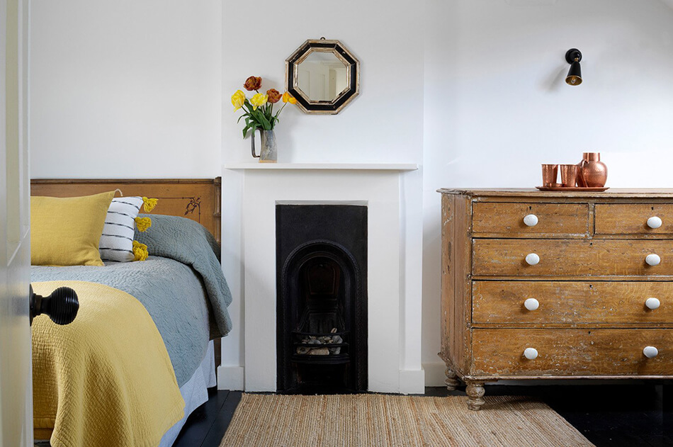 Cozy vintage vibes in a home in London