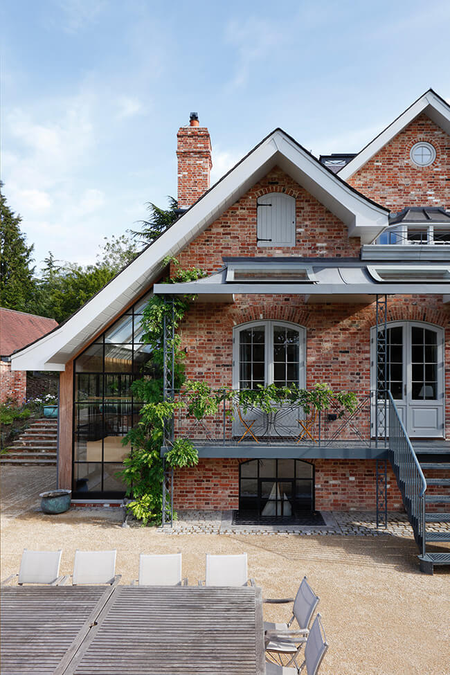 A newly built country home in Oxfordshire