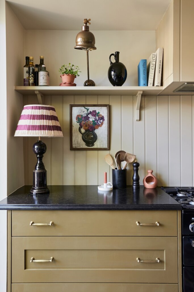 A perfect little English kitchen diner