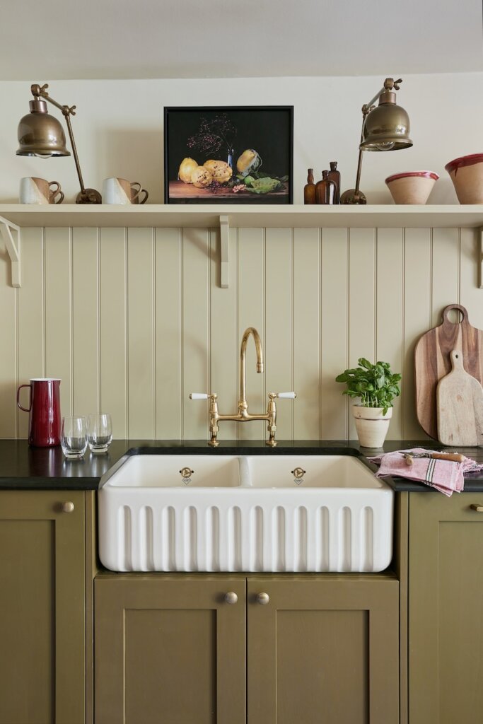 A perfect little English kitchen diner