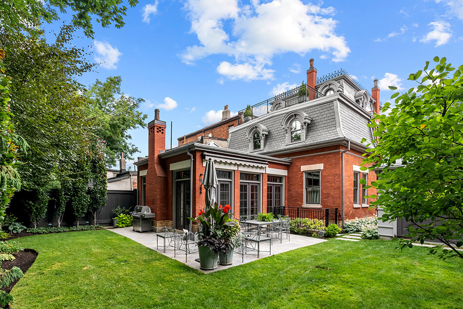 An iconic Toronto Cabbagetown home for sale