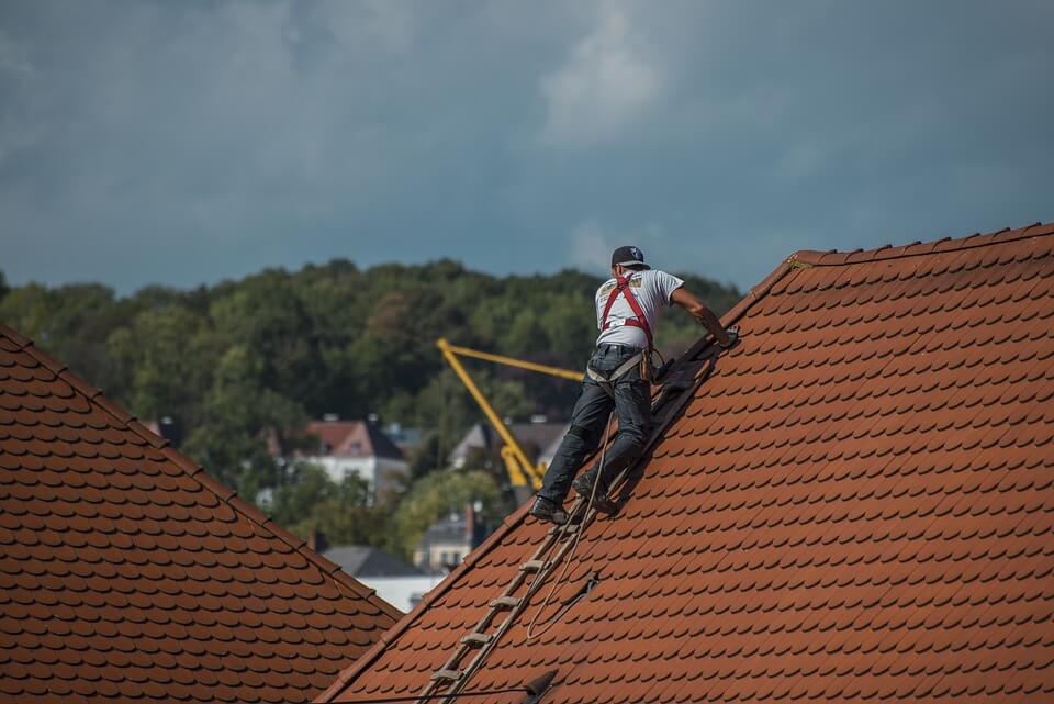9 Crucial Questions to Ask a Roofing Contractor Before Hiring Them